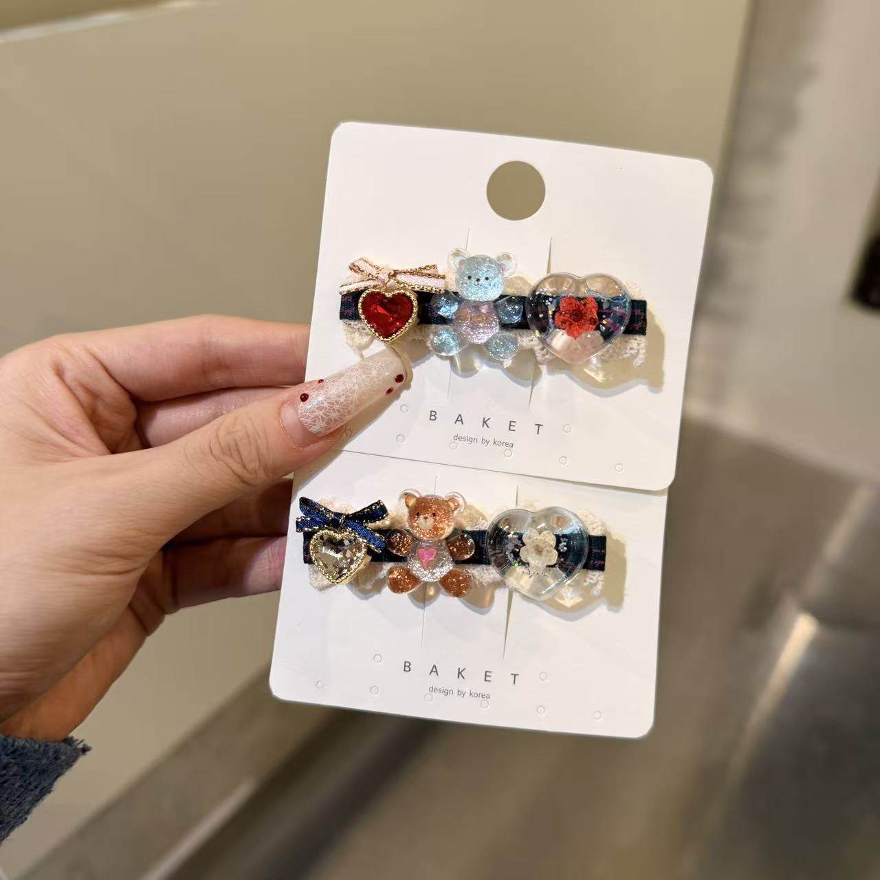 1.20韩国东大门baket发饰透色亮闪爱心小熊边夹发夹,饰品/流行首饰/时尚饰品新,发饰,淘宝优惠券,粉丝福利购,淘宝优惠卷