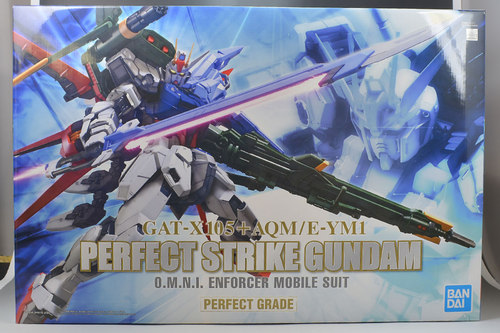 万代PG完美强袭高达补件模型
