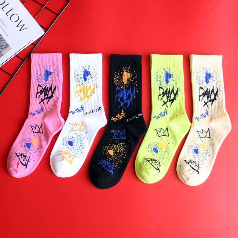 袜子男女长袜ins潮欧美街头字母涂鸦滑板运动学院风中筒袜棉玫红