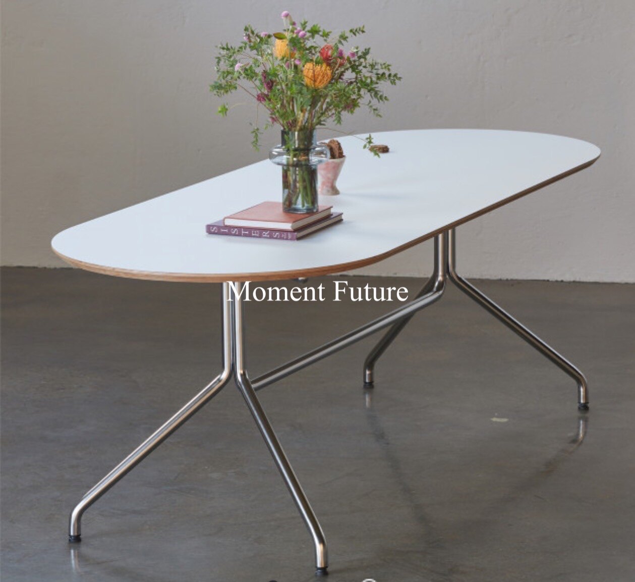 Moment Future中古风电脑桌餐桌不锈钢黄色桌子工作室陈列桌