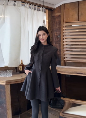 VANE立领单排扣呢子连衣裙2025冬装款韩版时尚收腰长袖中长裙2565