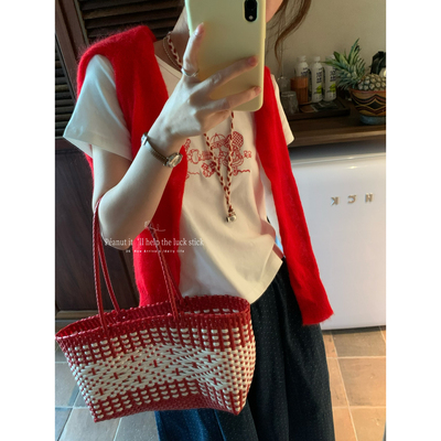 早春图案刺绣圆领短袖T恤(