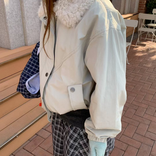 FIFTEEN-冬2025上新设计感毛领宽松版型韩系休闲短外套上衣8565