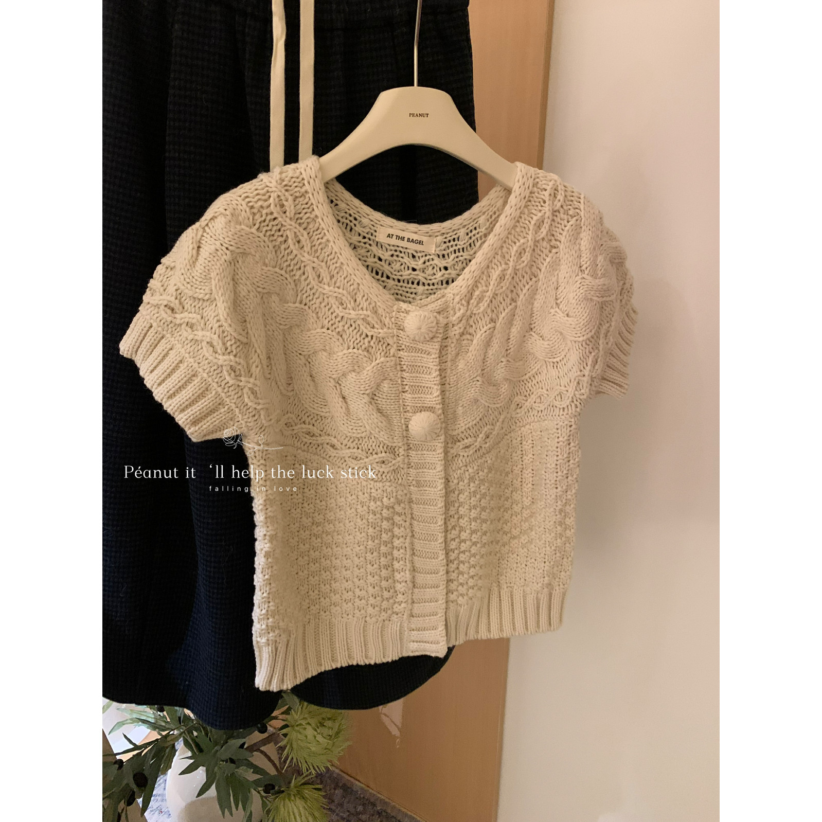 peanut花生家-复古镂空韩代复古镂空提花短袖针织保暖毛衣1319,女装/女士精品,毛针织衫,淘宝优惠券,粉丝福利购,淘宝优惠卷