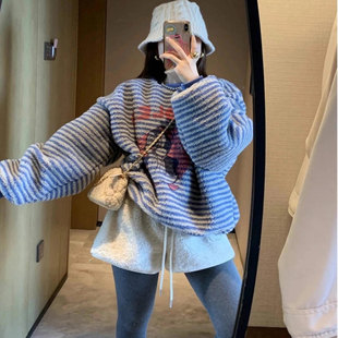 egg 韩系羔羔毛圆领条纹企鹅图案卫衣百搭宽松慵懒 毛绒企鹅