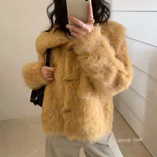 ind Time-毛圈圈拉绒牛角扣大翻领保暖毛衣(含8.6绵羊毛)L61177