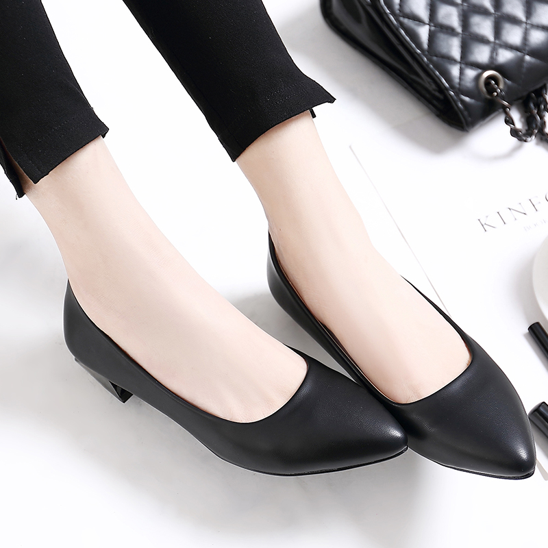 雅赖女单鞋空姐尖头粗跟面试