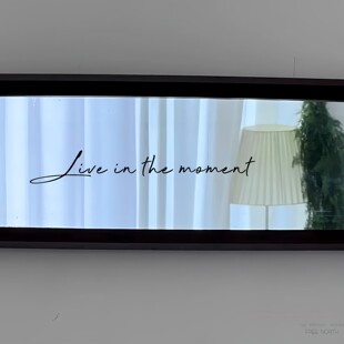 moment手写体英文活在当下镜子玻璃家居装 the 饰贴纸墙贴 Live