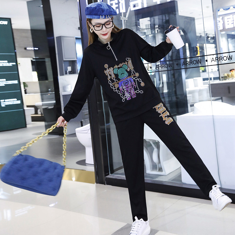 2026秋冬季新款长袖立领宽松显瘦烫钻小熊休闲运动网红套装ins潮