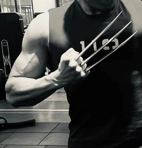 狼爪金刚狼爪子武器道具玩具