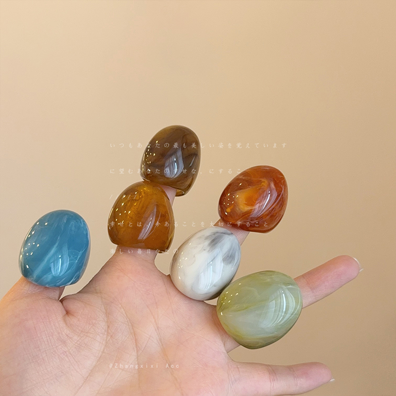 夸张潮流多色晕染树脂宽版戒指扳指女个性独特百搭气质指环戒子