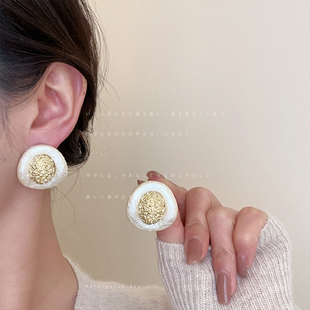夸张个性棉花珍珠镶嵌金属耳钉女小众设计感独特时尚潮流耳环耳饰