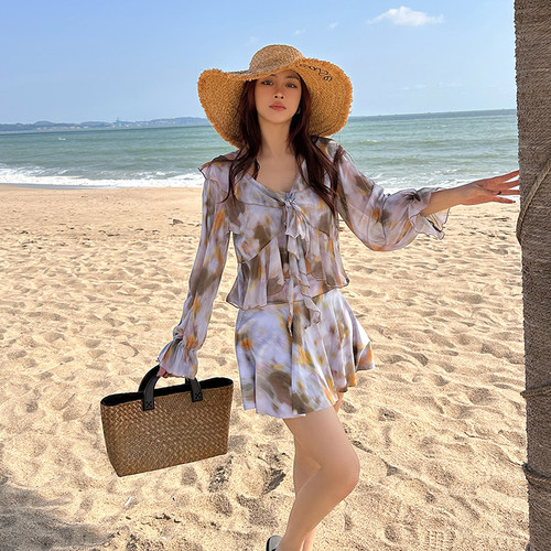 时尚大码裙式泳衣200斤长袖显瘦