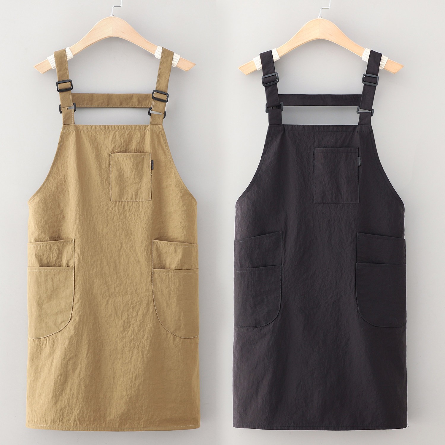 时尚印花背带围裙成人防污耐脏多口袋厨房家用做饭工作服四季通用