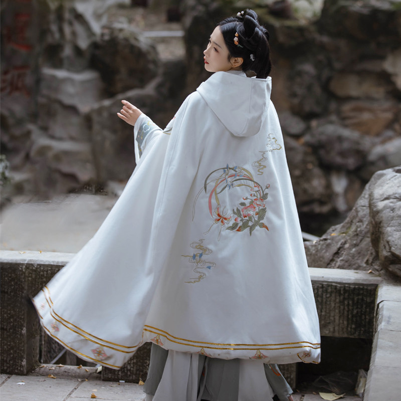 千韵岗洛雪汉服斗篷女连帽长款刺绣加绒加厚毛领保暖披风外套秋冬