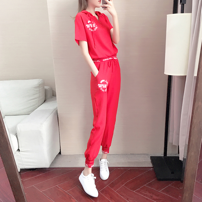 红色休闲运动套装女小个子夏季时尚洋气减龄短袖卫衣宽松两件套