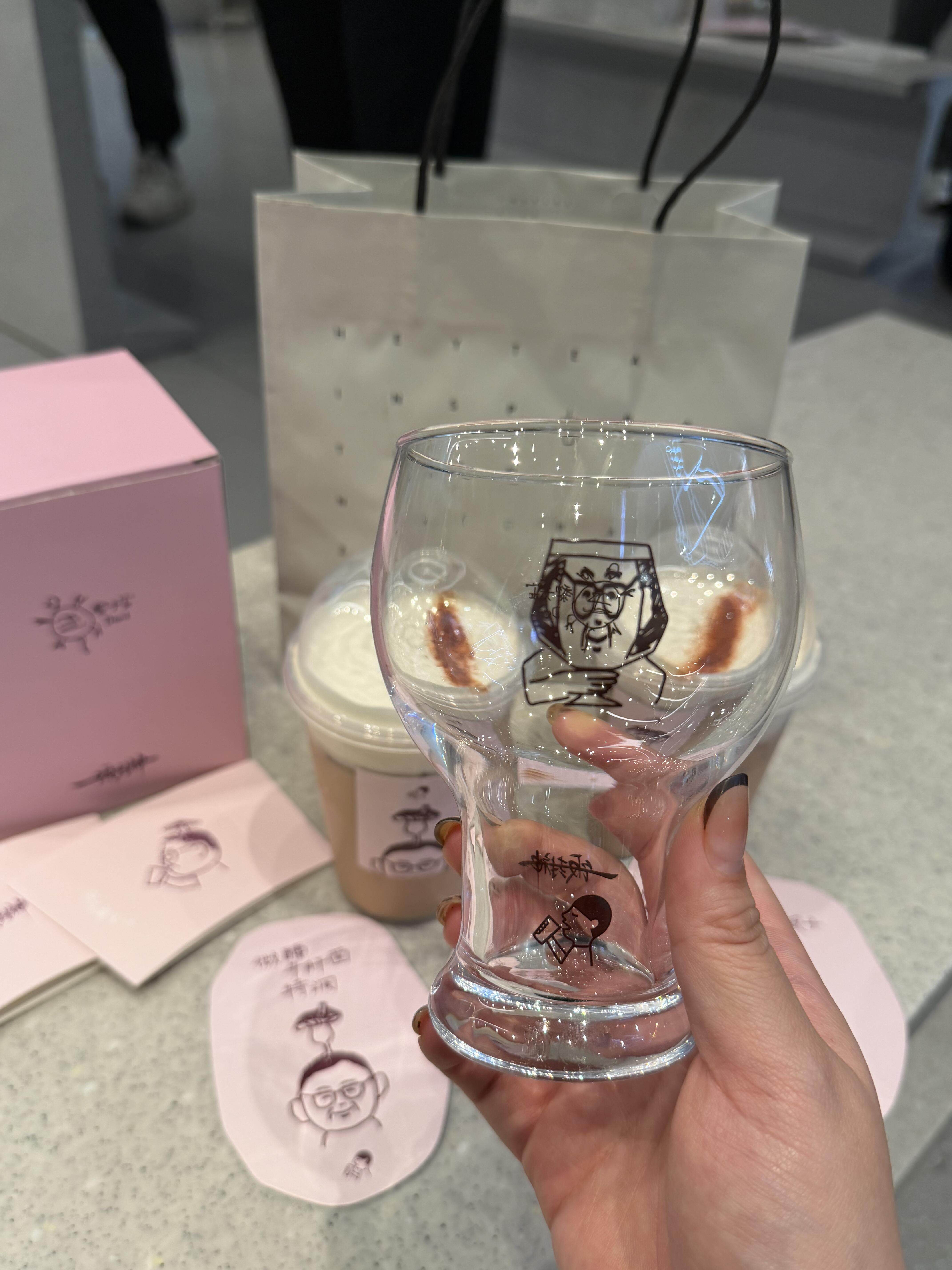 正品代购喜茶联名黎子安玻璃杯冰箱贴小卡灵感卡等周边
