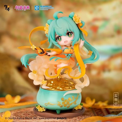 擎苍初音未来桂阙天香Q版手办