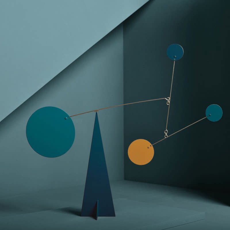 volta动态平衡雕塑西班牙博学者eru纯色正圆直立底座家居桌面摆件