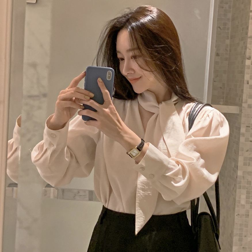 Minimalist bandage bubble sleeve versatile shirt