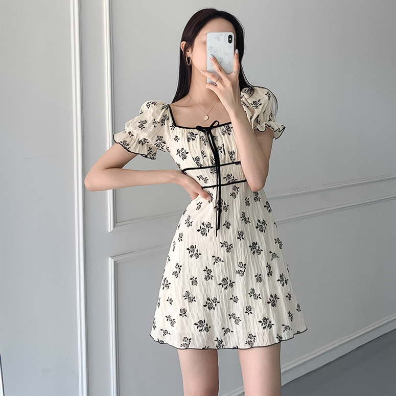 Square collar rose flocked dress