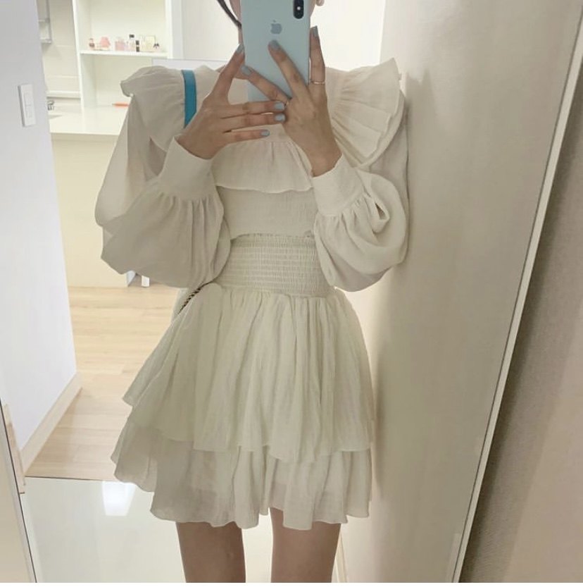 White Chiffon shirt with lotus collar + sweet cake skirt