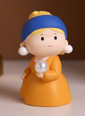 带珍珠耳环的少女可爱桌面摆件