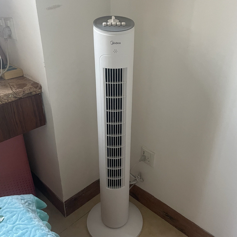 美的电风扇无叶塔扇家用立式台式摇头宿舍省电轻音定时电扇落地