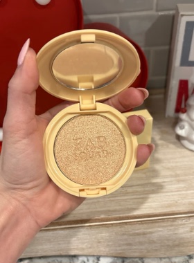 美国da lish 日出sunrise烟酰胺维生素E金色光泽慕斯高光粉饼7.5g