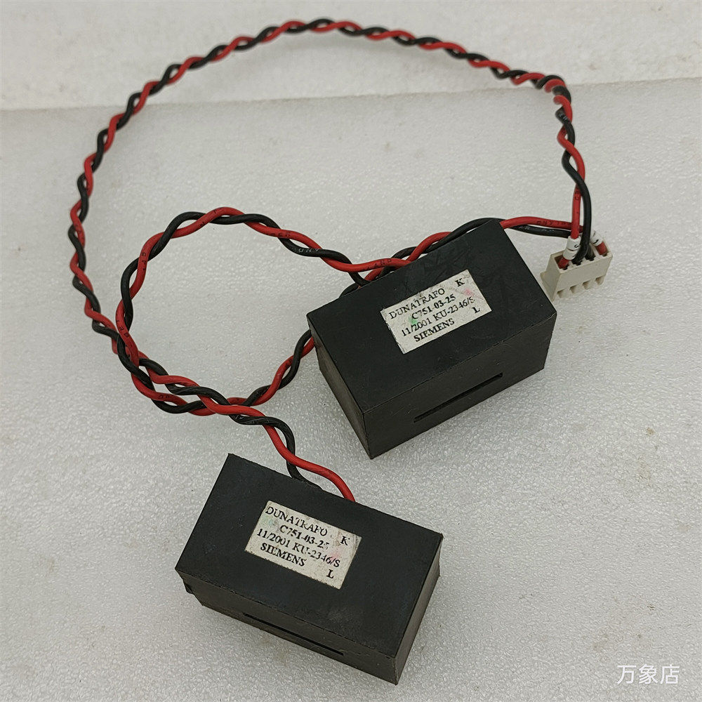 c751-03-25 电流互感器 实物拍摄
