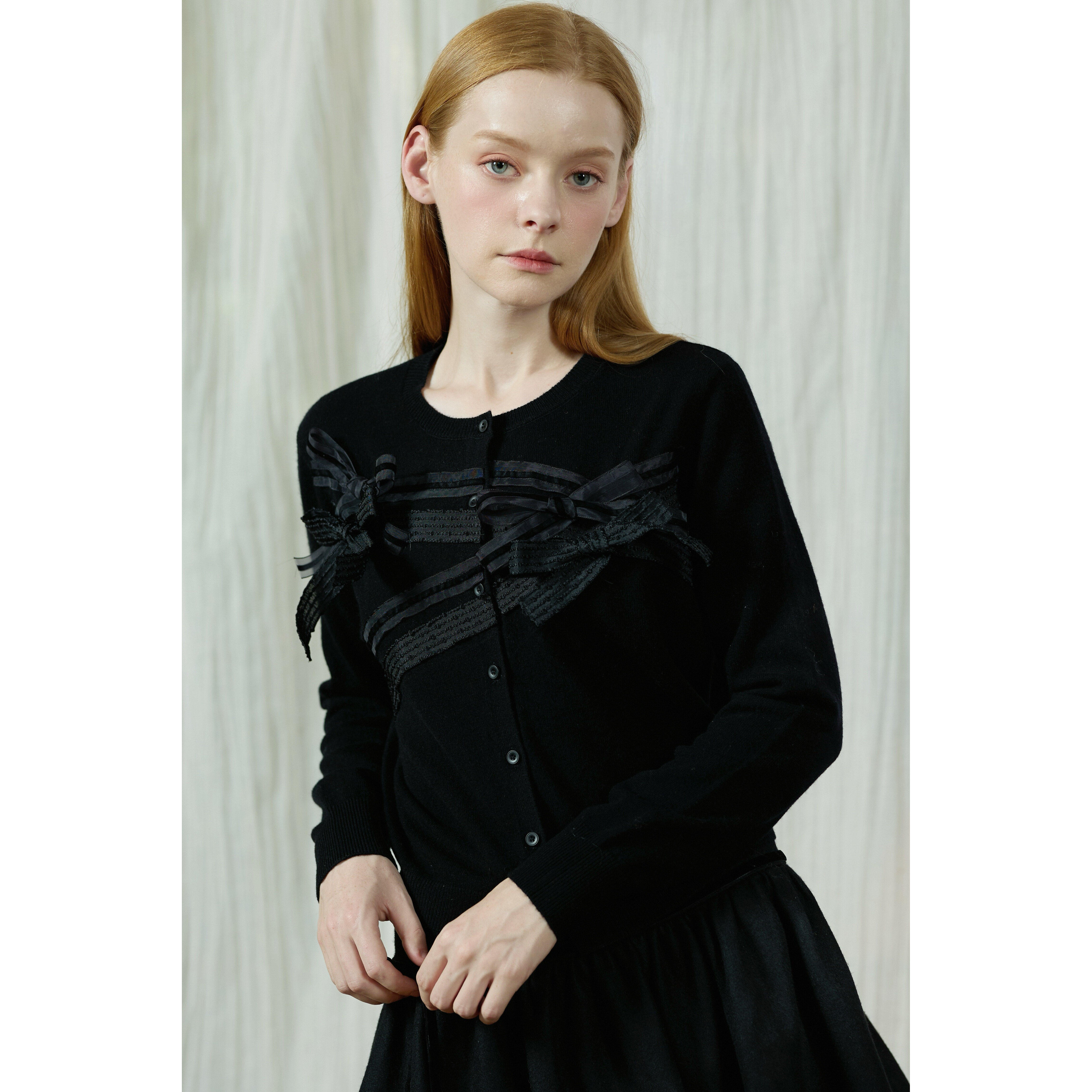 En blanc.ligne crème原创设计黑色双层系带蝴蝶结针织开衫