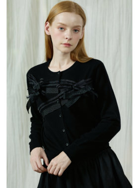 En blanc.ligne crème原创设计黑色双层系带蝴蝶结针织开衫