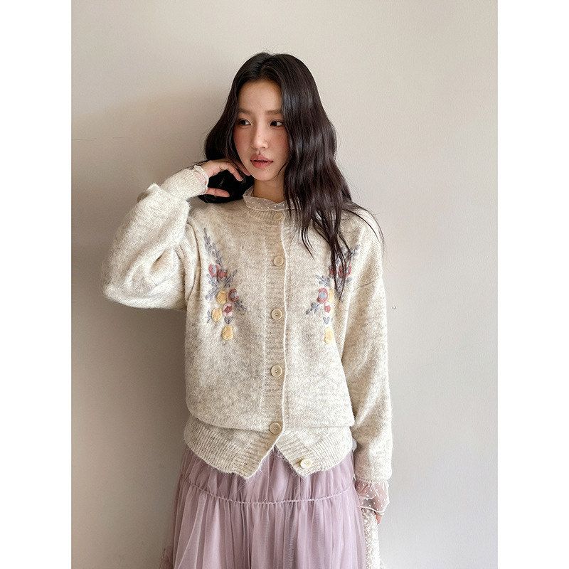 【秋日童话】复古刺绣钩花长袖