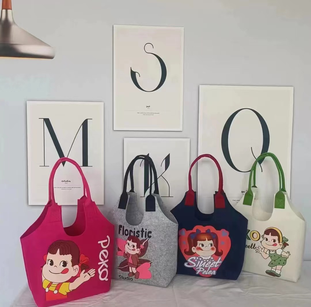 新款卡通印花手提背心包大容量可爱毛毡托特包伴手礼毛毡包礼品袋