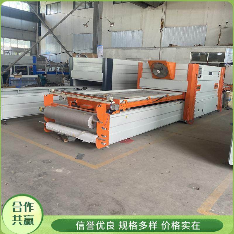 音箱工艺门凹凸花纹线型真空覆膜机相框线条大仓真空吸塑机