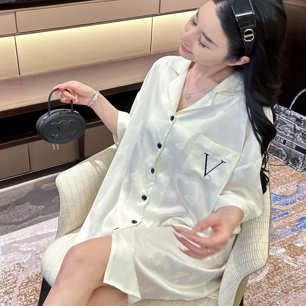 高级感女士冰丝短袖睡裙轻薄宽松中长开衫睡衣大牌同款家居服衬衫