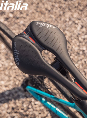 意大利进口 selle italia NOVUS 舒适款 公路车车座坐垫 短鼻镂空