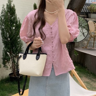 上衣 小番茄 法式 高级感别致V领褶皱衬衫 女小清新甜美泡泡袖