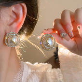 耳环2025新款 爆款 高级感女人味珍珠耳钉轻奢气质大气小香风耳饰女