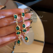 复古绿色宝石耳环2025新款 耳钉气质夸张耳饰女小众轻奢高级感耳坠