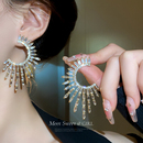 欧美气质耳环2025新款 高级感小众轻奢独特耳钉礼服夸张耳饰女 爆款