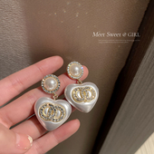 小香风珍珠耳钉气质爱心耳环轻奢小众设计感独特耳坠高级感耳饰女