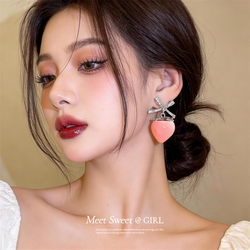 夏日渐变粉蝴蝶结草莓吊坠耳钉女