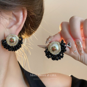 黑色复古珍珠花朵耳坠2026新款 高端小众独特耳环轻奢高级感耳饰女