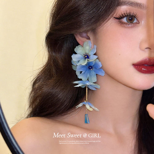 多巴胺布艺花朵流苏耳钉夏日小清新耳环度假风拍照绝美耳饰女