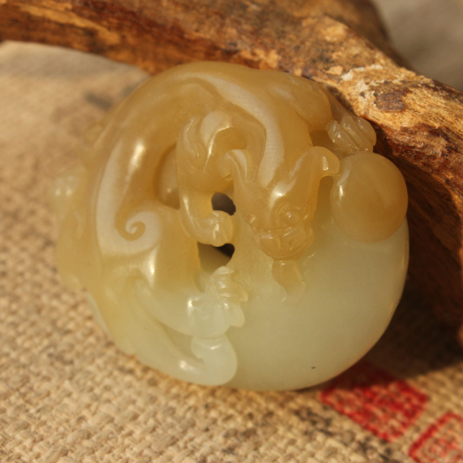 王实斋珠宝/新疆和田玉糖白玉招财貔貅瑞兽挂件吊坠油润白H168