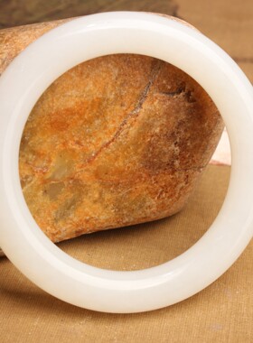 王实斋珠宝/新疆和田玉白玉圆条手镯内径59.7mm手饰异地复检润Z4