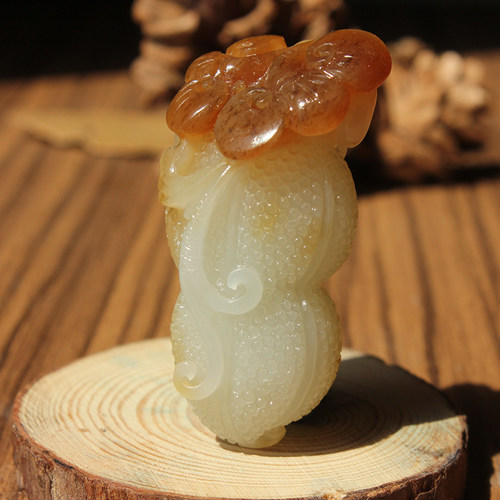 王实斋珠宝/新疆和田玉糖白玉如意福瓜福到挂件吊坠润收藏AK86