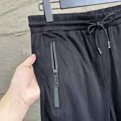 Factory Surplus Goods, Special Price, Men's Cool and Stretchy Casual Pants, Skin-Friendly Fabric, Comfortable Shorts with Rubberized Zipper