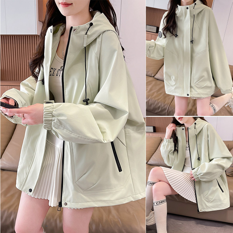 实拍韩版时尚连帽风衣外套女款春秋新款学生青少年休闲百搭冲锋衣